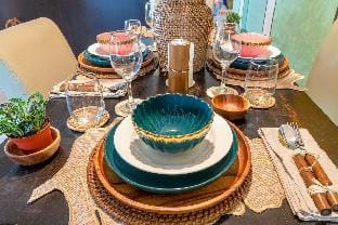 Elegant Filipiniana Luxury 2BR in Ermita, Manila Apartment in Manila City