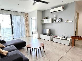 Melaka-City Center Retreat: Stunning Seaview-3 BR Vacation rental in Malacca