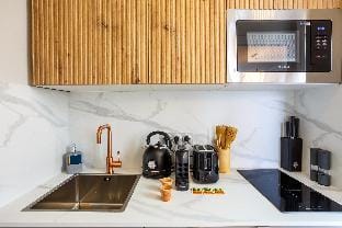 The Eiffel Tower Cosy Nest Apartment in Paris
