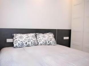 Luxury Cozy 2 BDR Downtown Apt.6 Apartment in Budapest