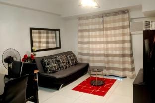 At the Center of Cebu 2BR Condo unit with Balcony  Apartment in Lapu-Lapu City