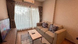 Luxury new top pool perfect view condo 1BR Apartment in Chiang Mai