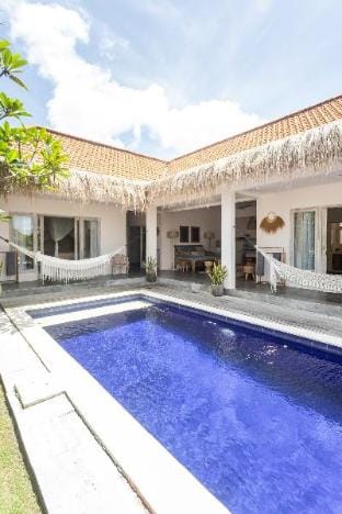 Villa Hart - Cosy 3BR Rice-field view W/Pool. Villa in North Kuta