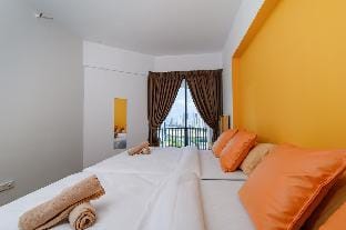 Woody: Gurney AllRooms SoperbSeaviews. CuisineZone Apartment in George Town