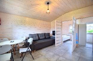 Domki wakacyjne z kominkiem nad morzem i jeziorem Vacation rental in West Pomeranian Voivodeship, Poland
