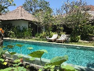 Beautiful Garden Villa, Bali Villa Aja Villa in North Kuta