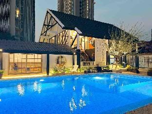 Saga Pool House Villa in Pattaya City