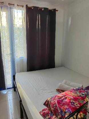 Sea Residences Condotel by Maviz C. - 3 Apartment in Pasay