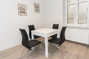 BEST LOCATION ON MAIN SQUARE p4you pl Vacation rental in Krakow