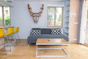 Private Garden in City Center p4you pl Vacation rental in Krakow