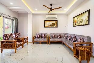 Home away from Home: Traveling as Family +pvt POOL Villa in Goa, India