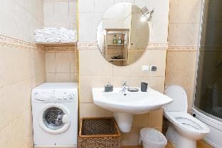 Spacious apartment in Old Town  p4you pl Vacation rental in Krakow