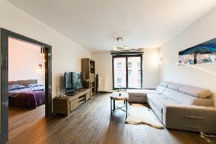 SZLAK 50 with private garage Vacation rental in Krakow