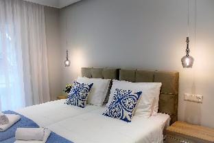 Elegant two-bedroom apartment in Kassiopi Vacation rental in Corfu, Greece