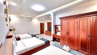 Entire Floor 5 Rooms in NyNa Villa Guesthouse Villa in Cambodia
