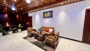 Entire Floor 5 Rooms in NyNa Villa Guesthouse Villa in Cambodia