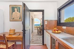 Platanias Beachfront Villa Elsa-90m To Main Square Villa in Platanias