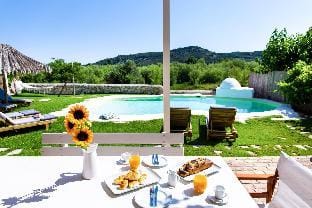 Mysigt Villa - Next To Platanias, 2min From Beach Villa in Crete