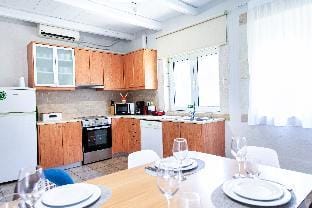 Hem Borta Villa - Next To Platanias, 2min From Beach Villa in Crete
