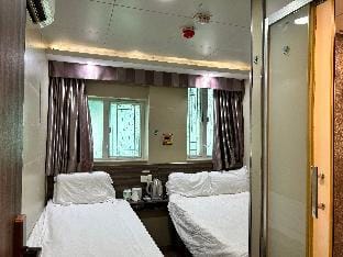 Mong Kok 地铁站  机场巴士直达 购物美食天堂 朗豪坊 信和中心 Apartment in Hong Kong