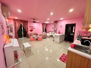 Kitty Homestay @ KSL Johor Bahru Apartment in Johor Bahru