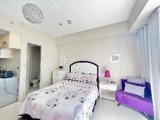 Condotel Across Manila Airport T3 w/WIFI NETFLIX Vacation rental in Pasay