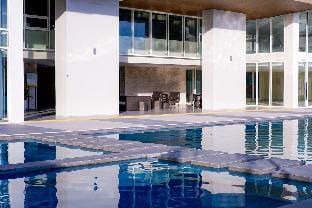 Modern Condo Unit - WiFi, Pool, and Gym - UNIT 616 Apartment in Bacolod