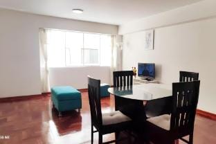 Amplio y Confortable Departamento muy céntrico. Apartment in Lima