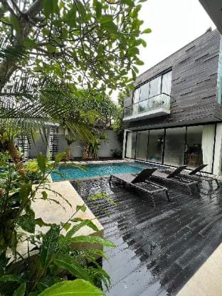 Deluxe Villa Duplex 3BR, Nusa Dua Villa in Kuta Selatan