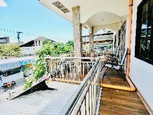 THREE PERSONS ROOM Vacation rental in Central Visayas