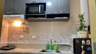 Aunt-Loi (near SM Fairview/Tower5 Trees Residence) Apartment in Quezon City