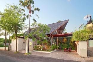 Luxury 1 BR Private Pool #N9 Villa in Kuta