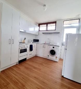 Beaches! National Parks! Cafes! Restaurants +more! Villa in Central Coast