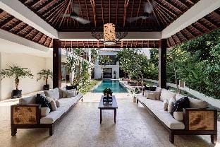 Amara Pradi | 4BR Colonial Style Villa, Seminyak Villa in North Kuta