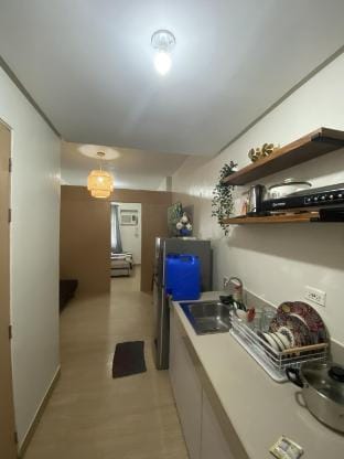 ONE BR UNIT WITH VIDEOKE AND NETFLIX  Apartment in Quezon City