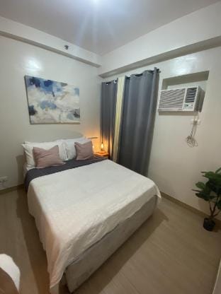ONE BR UNIT WITH VIDEOKE AND NETFLIX  Apartment in Quezon City
