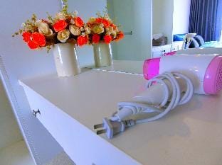The Exclusive Top Floor seaview @ BHB Bangsaen Apartment in Chon Buri Changwat