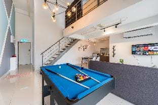 City View/PoolTable/Netflix/Darts/90s RetroGame/PJ Apartment in Petaling Jaya