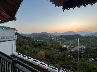 Sunset Boulevard Villa Villa in Uttarakhand