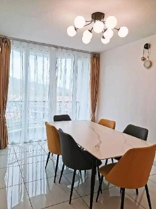 THE SUNDAVILLE SUITE*EXQUISITE 3 BEDROOMS*8 PAX Apartment in Kedah