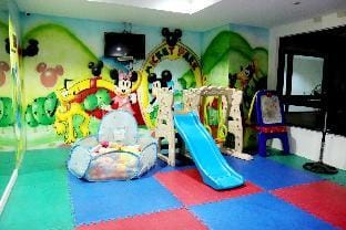 Ortigas mainStreet Netflix ADB Avenue 20 Vacation rental in Pasig