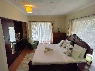 Spacious vintage apt in Kilimani mins 2 CBD/3malls Apartment in Nairobi