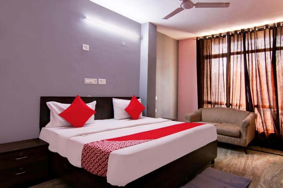 OYO 817404 Manya Stay Hotel in New Delhi