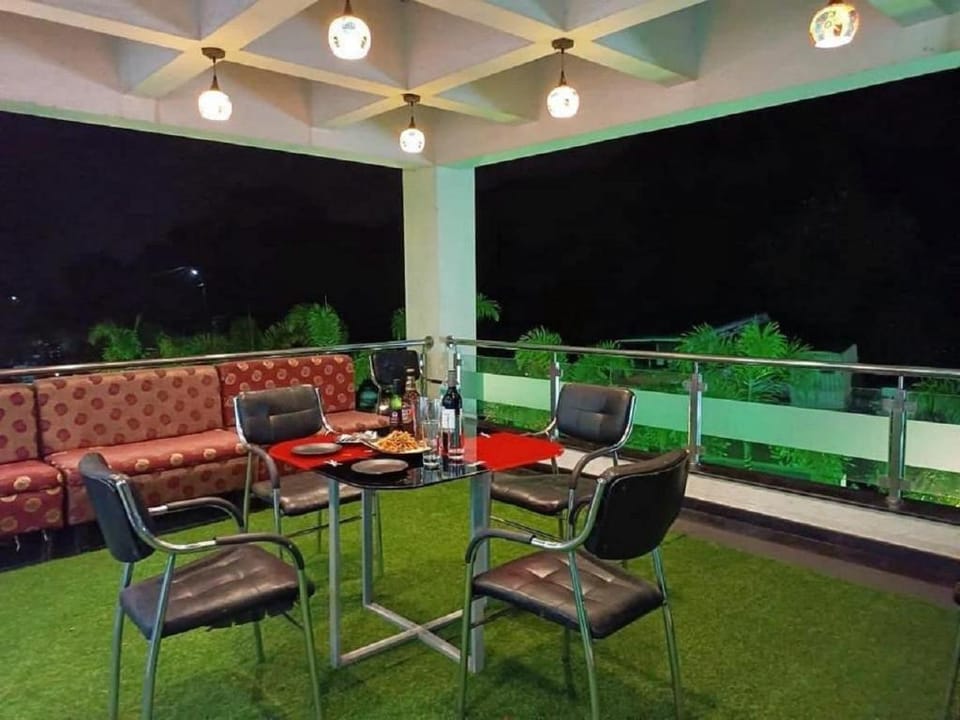 Hotel nature shield Hotel in Maharashtra