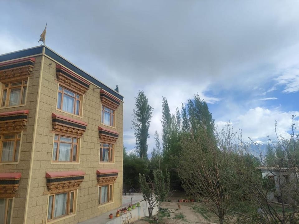 Hotel Alpine Ladakh Villa in India