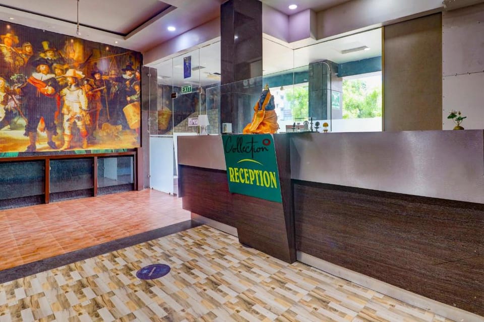 Capital O Qualia Heights Madhapur Beside Cyber Tower Hotel in Hyderabad
