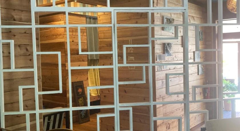 Surfer's Cafe& Hostel Hostel in Okinawa Prefecture