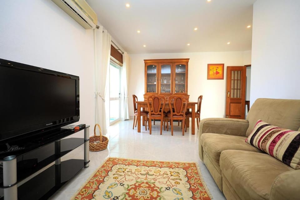C23 - Parkway Entrance Apartment in Lagos Apartment in Lagos