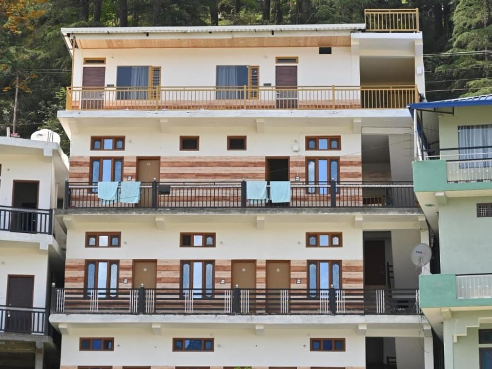 An Himalayan View by StayApart Bed and Breakfast in Uttarakhand