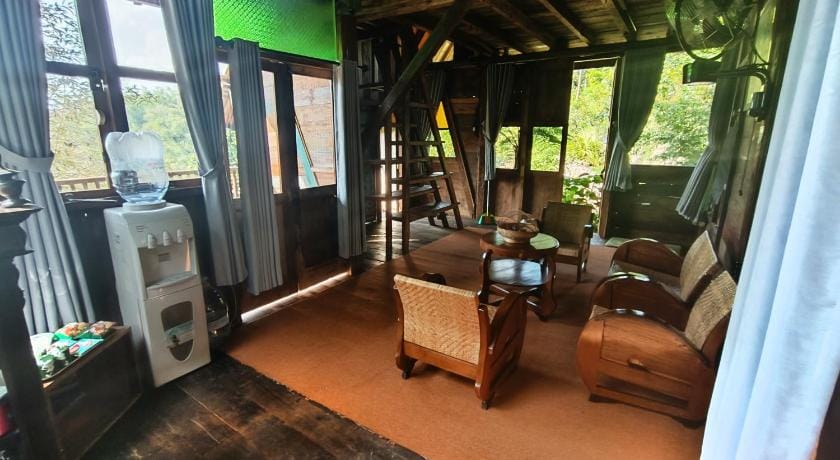 Omah Hanoman Turu By Kebun Hanoman Villa in Indonesia